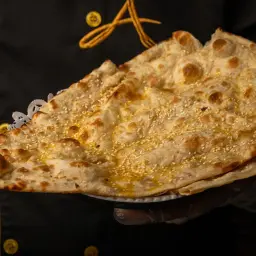 خبز النان بالزبدة